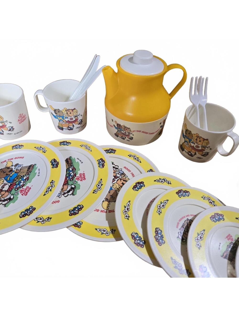 The Get Along Gang Plastic Tea Party Set  1984 Child Guidance American Greetings